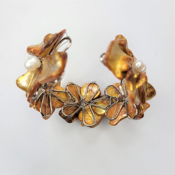 Orange Adjustable Cuff Bracelet with with Dyed Shell Petals & Pearls Bangle - Picture 12 of 15